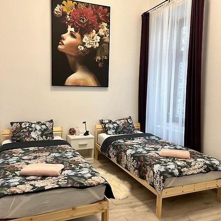Jasmine'S Residence Budapest Extérieur photo